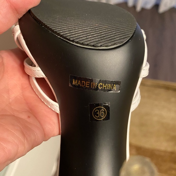 NWOT: Size 6/36 Heeled Sandals - Picture 4 of 5